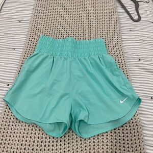 Nike Green Athletic Shorts Lightweight Curved Hem